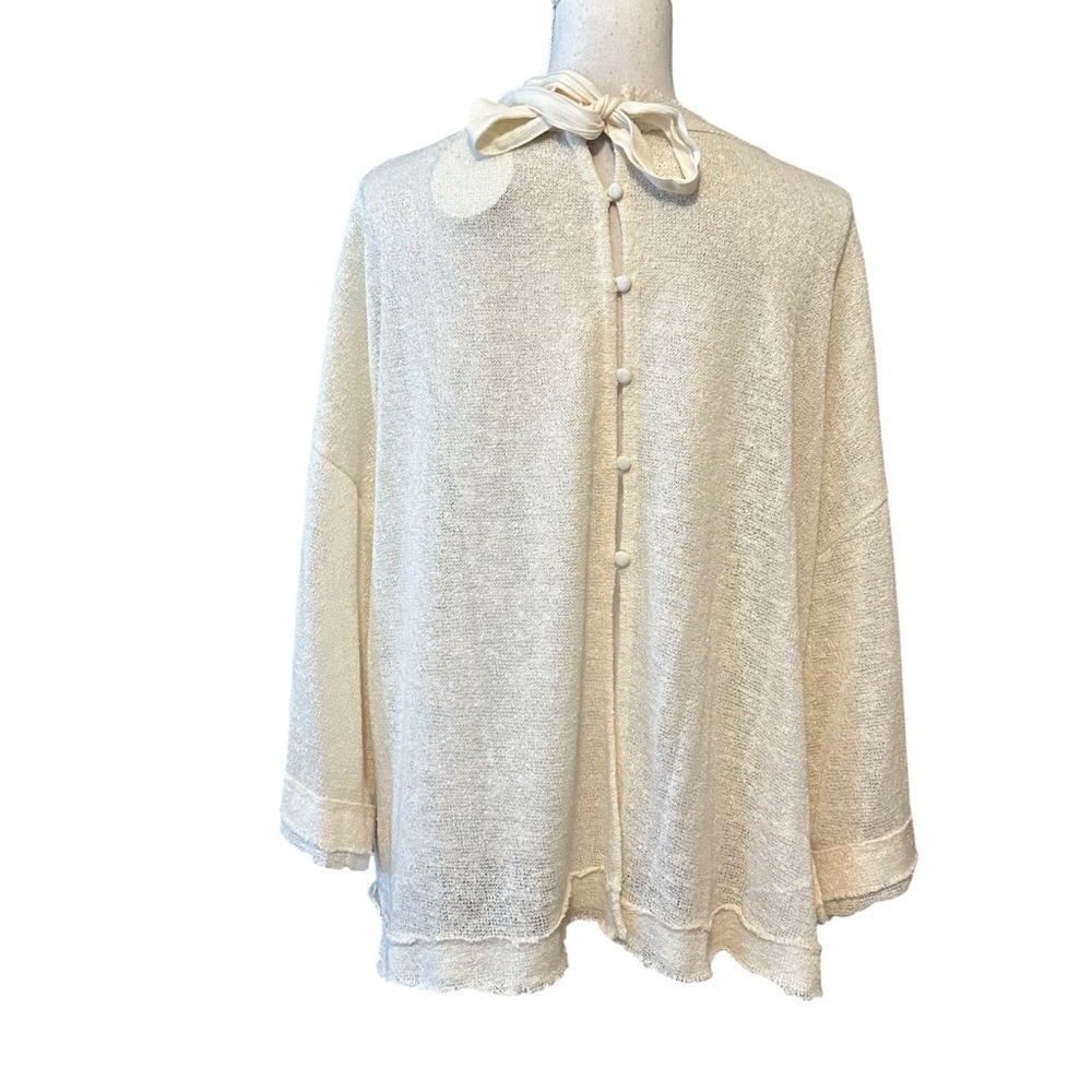 NWT Kye Mi Loose Knit‎ Button and Bow Back Sweater Women’s SZ L in Ivory - Picture 5 of 10